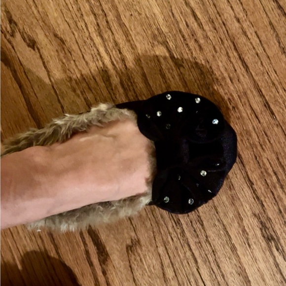 Pretty You London Slippers - Picture 6 of 6